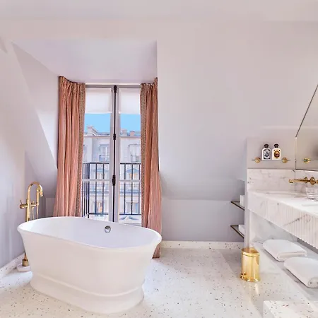Maison Barrière Vendôme Parigi